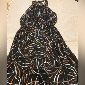 Ava & Viv black halter neck dress with line designs. Elastic waist. Size X. EUC.
